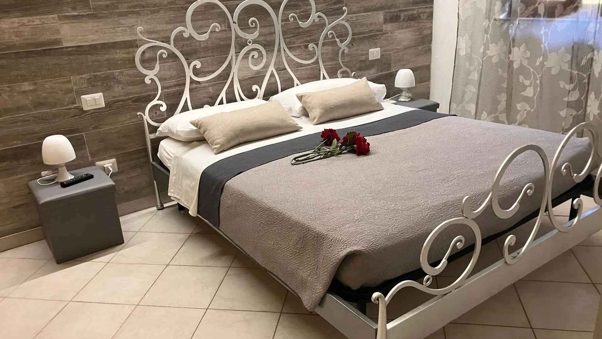 Bed & Breakfast Gadem Apartment Alghero Italy